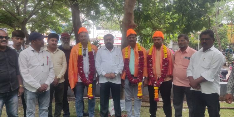 पत्रकार कृती समिती व अप्पाश्री मित्र परिवाराकडून भव्य सत्कार सोहळा उत्साहात संपन्न.