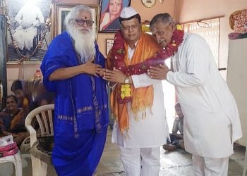 गुरुपौर्णिमेनिमित्त श्री शिवानंद विरक्तमठ महास्वामीजींचे गुरुपूजन व गौरव सन्मान उत्साहात.