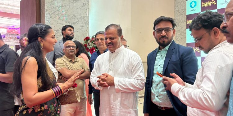 देऊळबंद चित्रपट संकल्पनेचे यश सुवर्ण अक्षरांनी कोरले जाईल : महेश इंगळे