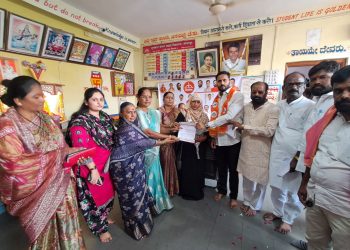 सोलापूर जिल्हा शिवसेना बांधकाम कामगार सेनेच्या पदाधिकाऱ्यांच्या नियुक्त्या.