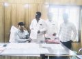 अक्कलकोट तालुक्यात दुष्काळी परिस्थिती; शेतकऱ्यांच्या विविध मागण्यांचे तहसीलदारांना निवेदन- बंदेनवाज कोरबू 