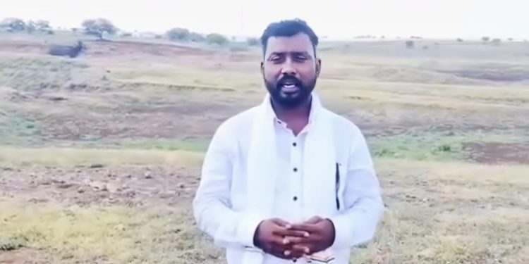 दुष्काळाचे सावट गंभीर; सरसकट मोफत धान्य, रोजगार व चारा छावण्यांची तातडीने मागणी.- विकीबाबा चौधरी