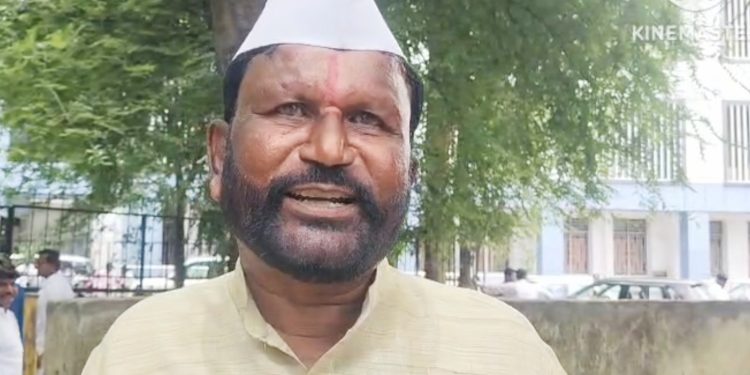 अक्कलकोट तालुक्यात १२ कोटींच्या घोटाळ्याचा आरोप; दोषींवर कारवाईची मागणी-विश्वनाथ इट्टेनवरू