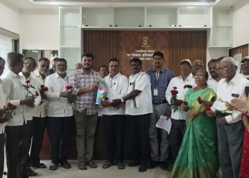 दक्षिण सोलापूर पंचायत समितीत ज्येष्ठ नागरिक दिन उत्साहात साजरा;सेवा संकल्प अभियानांतर्गत ज्येष्ठांचा सन्मान.