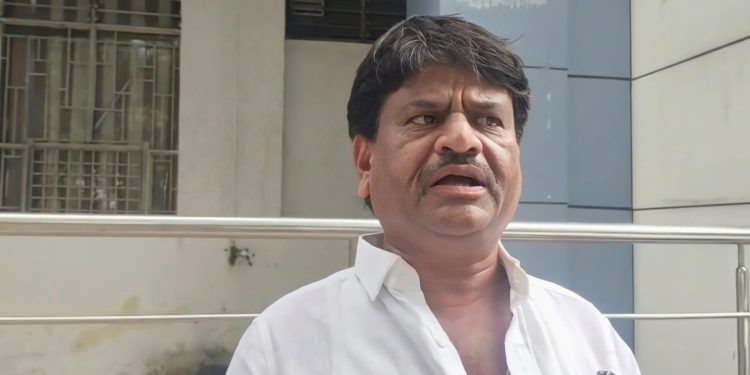 शिक्षकांच्या प्रलंबित प्रश्नांवर गांधी जयंतीदिनी आंदोलन; महांतेश्वर कट्टीमनी यांचा आत्मदहनाचा इशारा